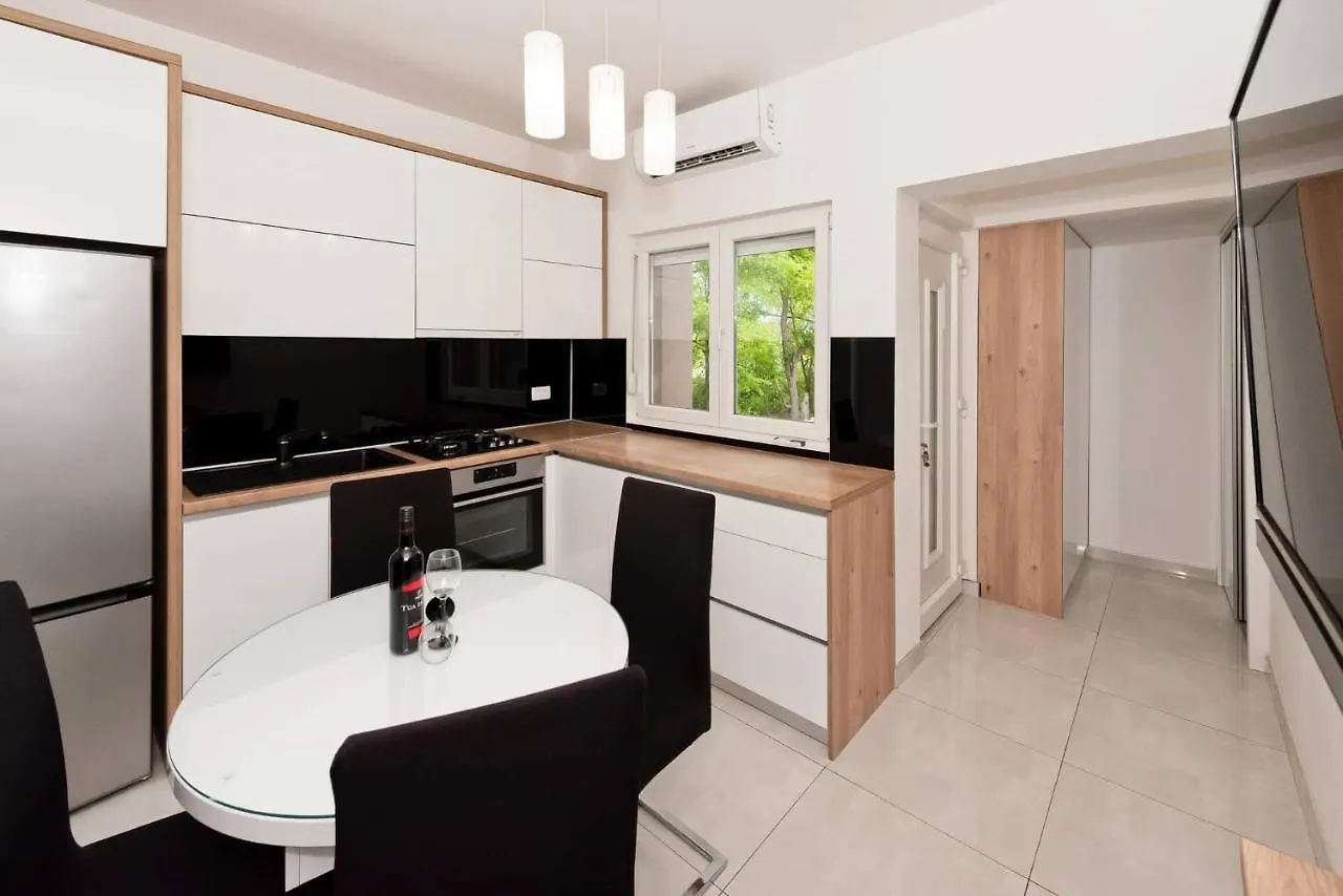 Apartment White Pearl Razanac 0*,  Croatia