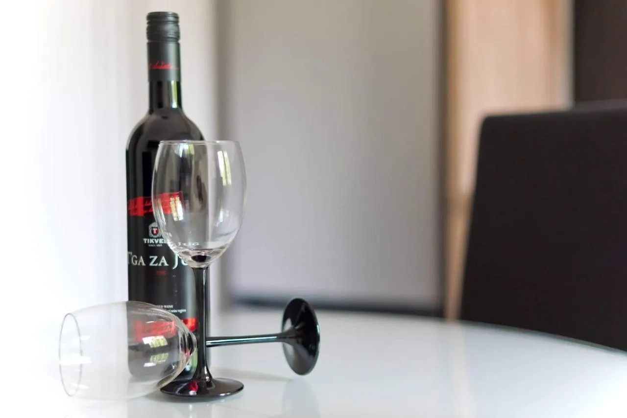 Apartment White Pearl Razanac