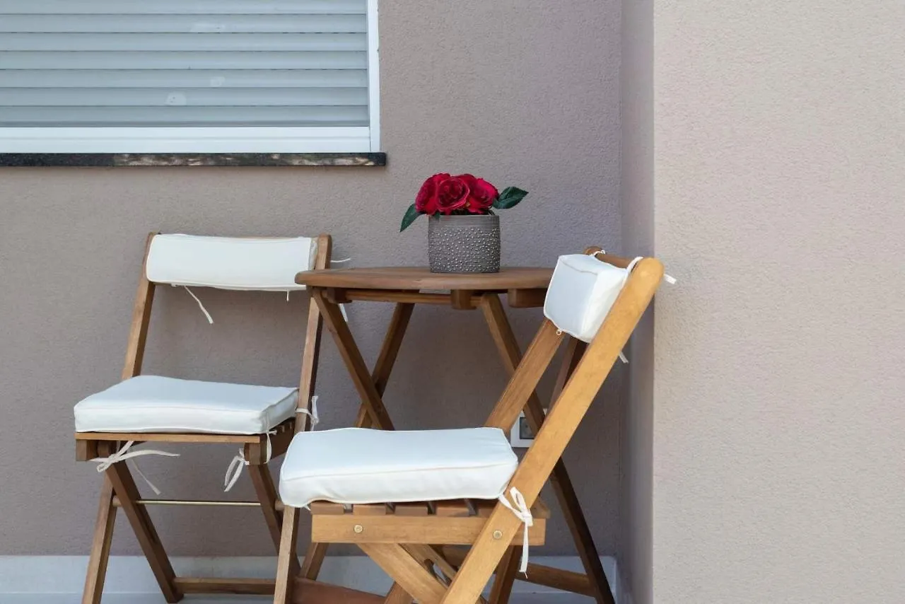 Apartment White Pearl Razanac Croatia